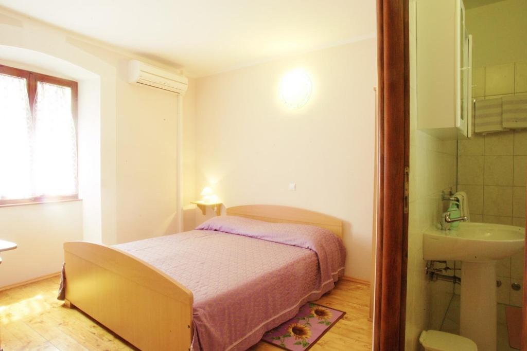 Rooms Sara Ґрожнян Номер фото