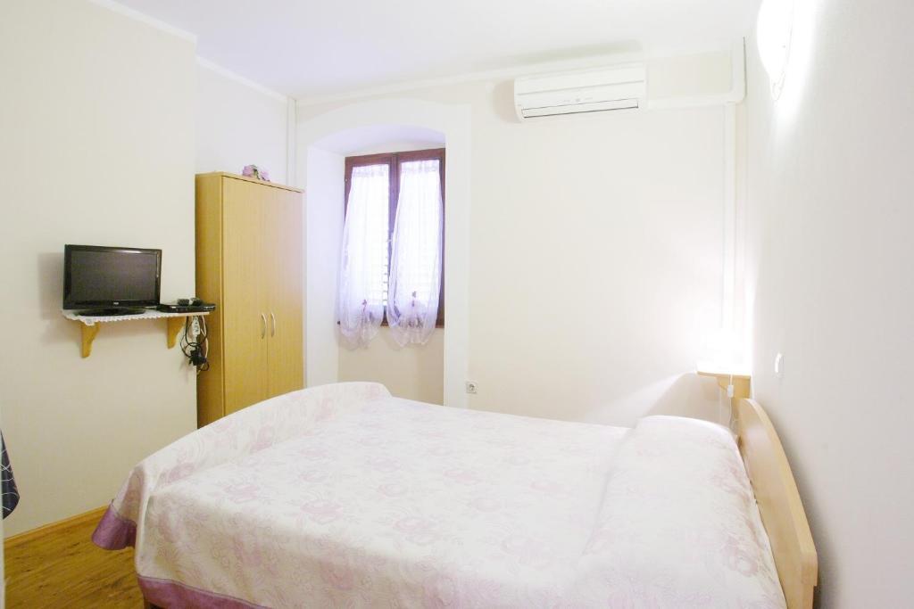 Rooms Sara Ґрожнян Номер фото